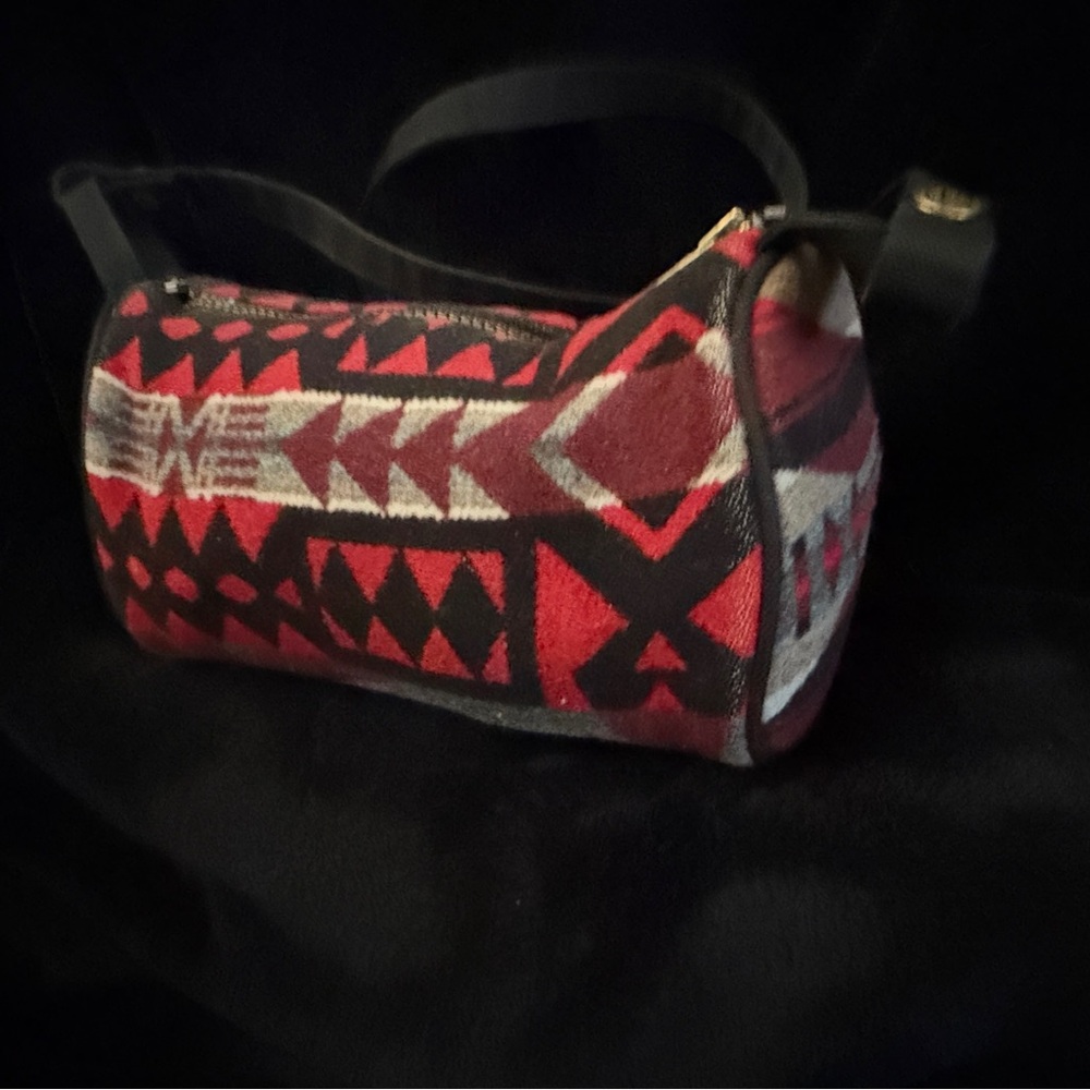 Pendleton Red And Black Geometric Bag - image 7